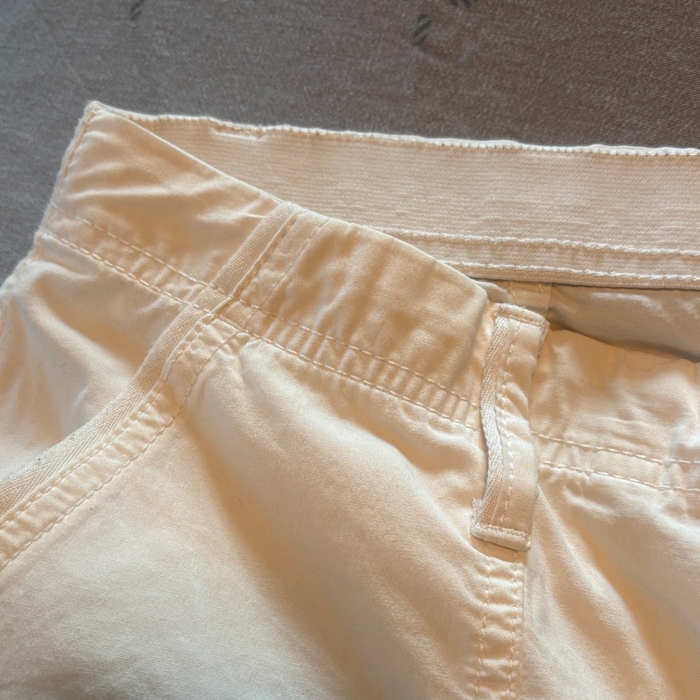 Chico's White Cargo Capris for Women Size 1.5P - Picture 4 of 9